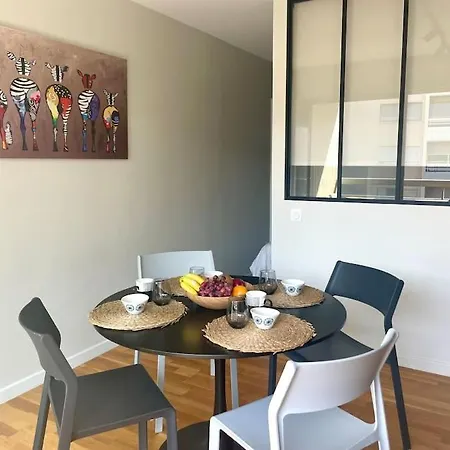 Un Nid Dans Les Pins Apartment *