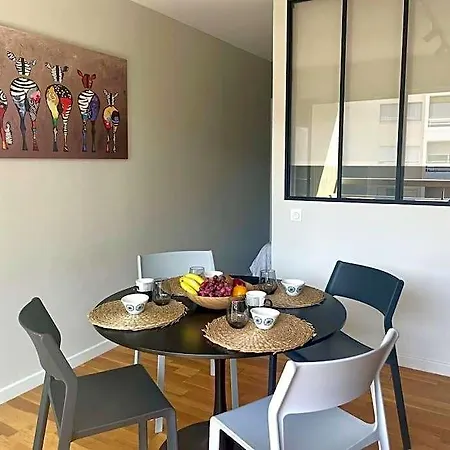Un Nid Dans Les Pins Apartment *