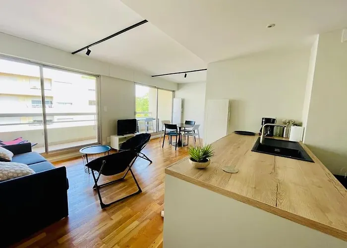 Un Nid Dans Les Pins La Baule